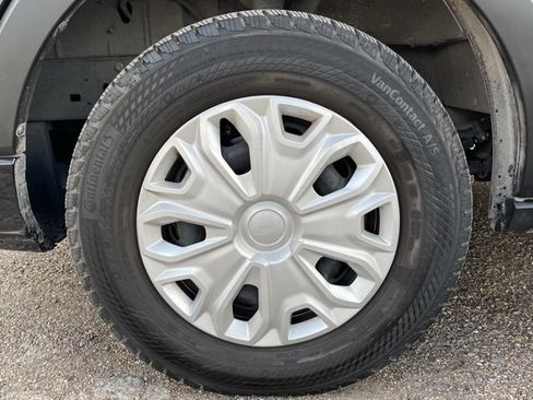 Used 2023 Ford Transit 350 XLT image 26