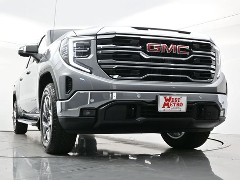 New 2026 GMC Sierra 1500 SLT w/ SLT Premium Plus Package image 31