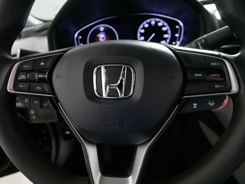Used 2020 Honda Accord EX image 25