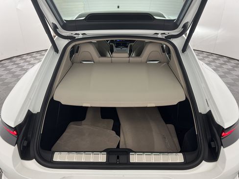 Certified 2025 Porsche Panamera image 21