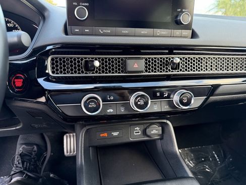 Certified 2024 Honda Civic Sport image 15