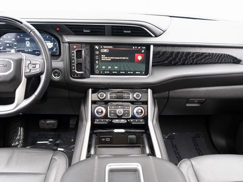 Used 2024 GMC Yukon Denali image 23