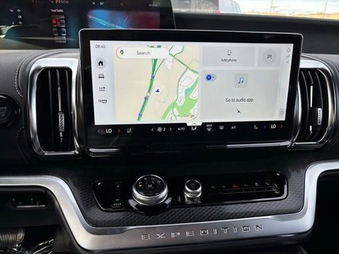 New 2026 Ford Expedition Platinum w/ Stealth Performance Package image 31