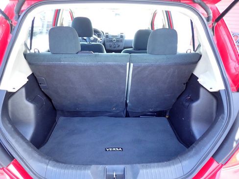 Used 2011 Nissan Versa 1.8 S w/ PWR Plus Pkg FWD image 9
