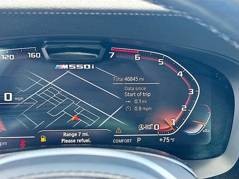 Used 2023 BMW M550i xDrive w/ Executive Package AWD/4WD image 11