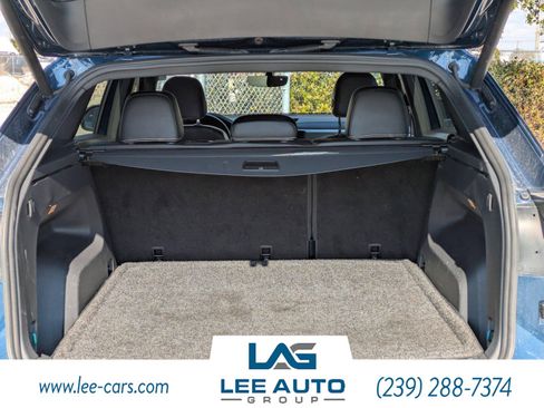 Used 2021 Volkswagen Atlas Cross Sport SE w/ Panoramic Sunroof Package image 10