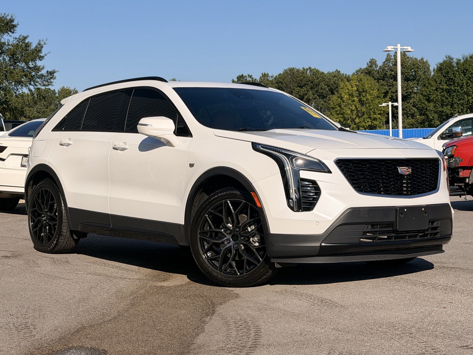 Used 2019 Cadillac XT4 Sport AWD/4WD image 2