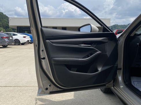 New 2025 MAZDA MAZDA3 s image 3