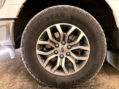 Used 2021 Ford F150 Lariat AWD/4WD image 8