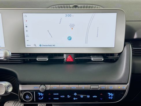 Used 2022 Hyundai Ioniq 5 SE image 22