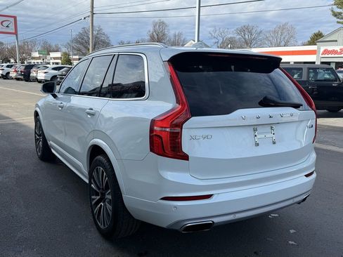 Used 2020 Volvo XC90 T6 Momentum image 5