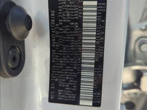 Certified 2024 Toyota Corolla SE FWD image 2
