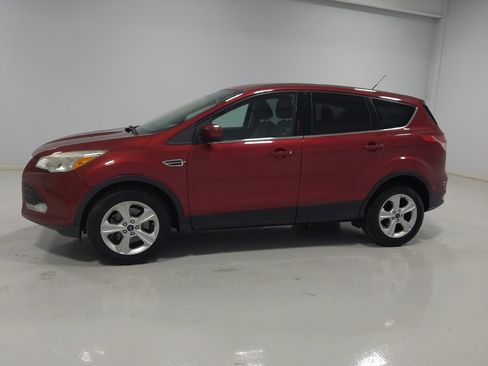 Used 2016 Ford Escape SE AWD/4WD image 2