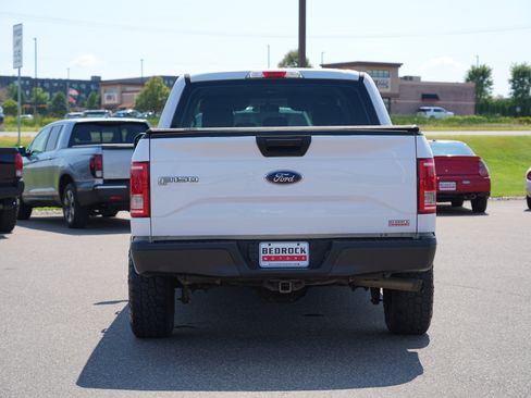 Used 2015 Ford F150 XL w/ Equipment Group 101A Mid AWD/4WD image 4