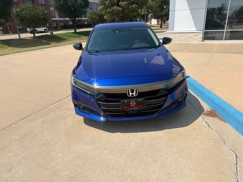 Used 2022 Honda Accord Sport Special Edition image 3