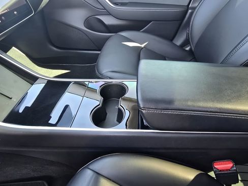 Used 2019 Tesla Model 3 Standard Range Plus image 20