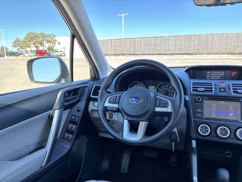 Used 2018 Subaru Forester 2.5i w/ Alloy Wheel Package image 22