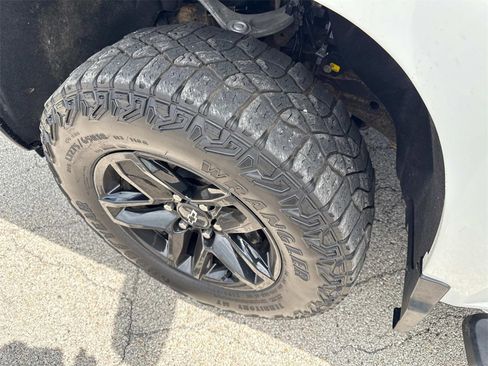 Used 2023 Chevrolet Silverado 1500 LT Trail Boss w/ Protection Package image 32
