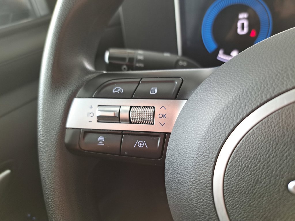 Used 2025 Hyundai Tucson SEL FWD image 19