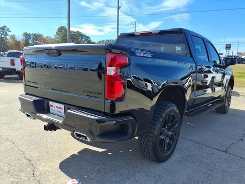 Used 2024 Chevrolet Silverado 1500 Custom Trail Boss w/ LPO, Dark Essentials Package image 7