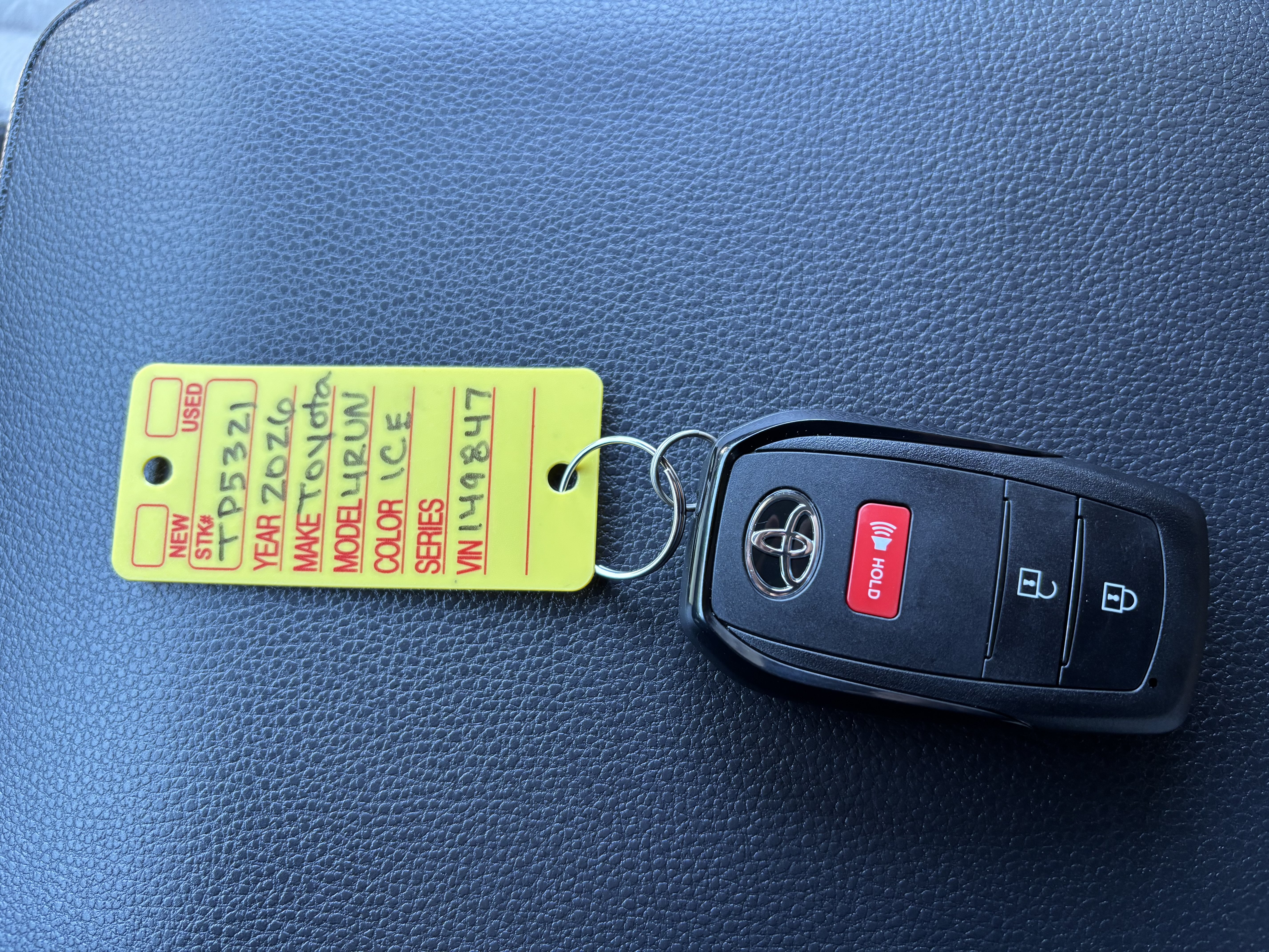 Used 2026 Toyota 4Runner SR5 AWD/4WD image 28