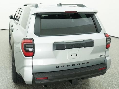 New 2026 Toyota 4Runner SR5 AWD/4WD image 39