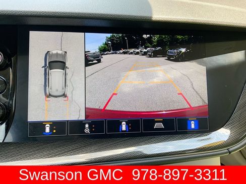Certified 2022 Buick Envision Essence w/ Technology Package I FWD image 16