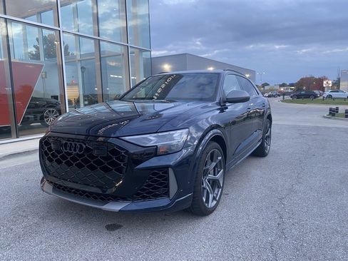 Used 2025 Audi RS Q8 performance w/ Executive Package image 1