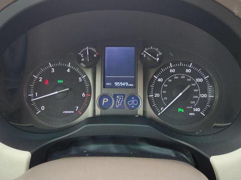 Used 2016 Lexus GX 460 Luxury AWD/4WD image 15