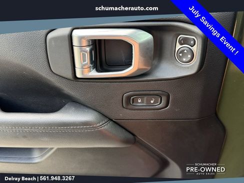 Used 2023 Jeep Wrangler Unlimited Sahara AWD/4WD image 25