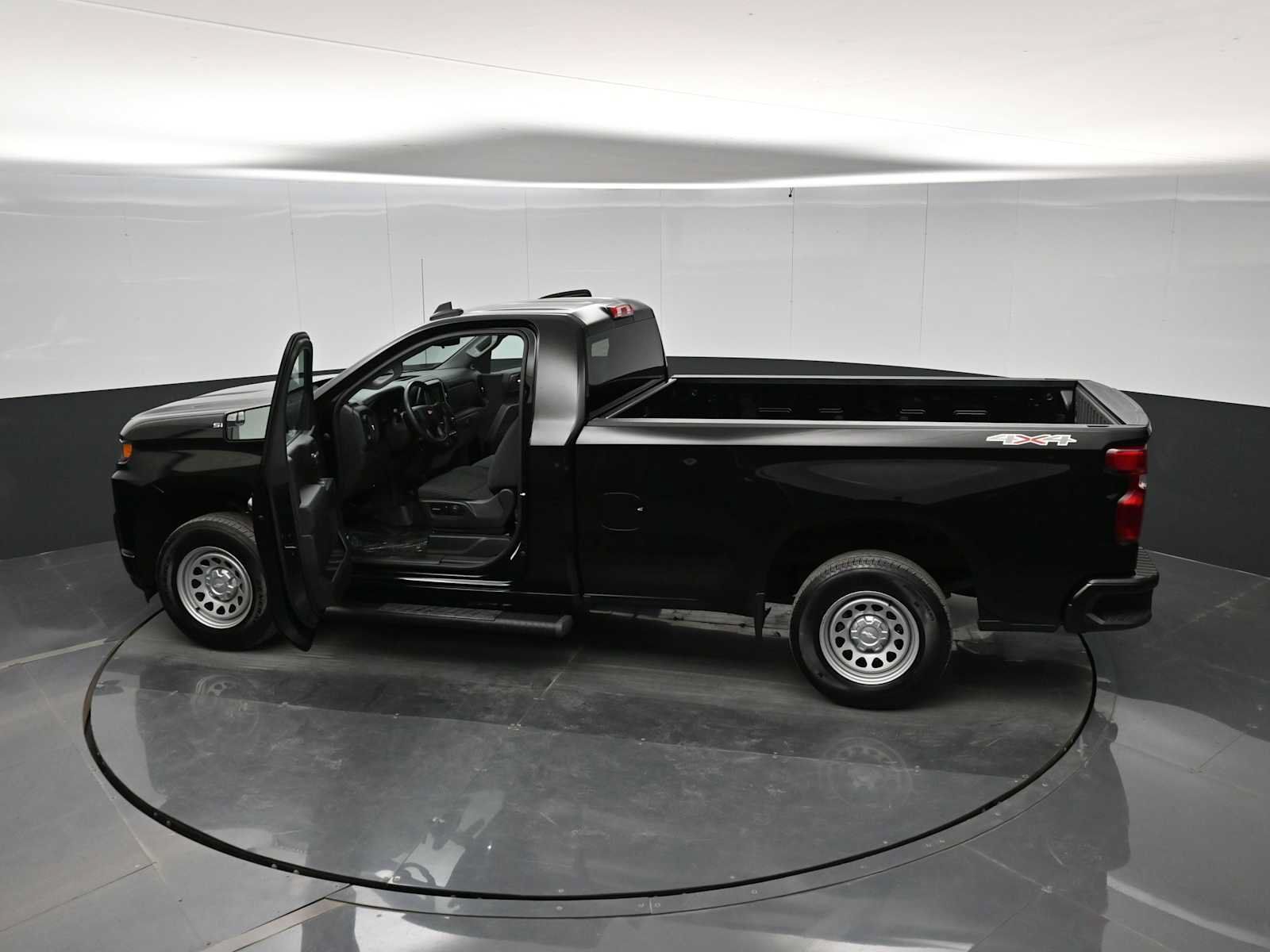 Used 2021 Chevrolet Silverado 1500 W/T w/ WT Value Package AWD/4WD image 41