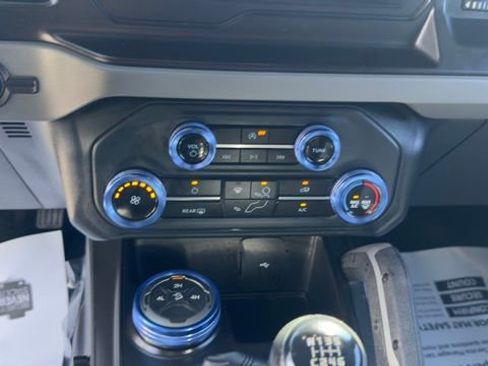 Used 2022 Ford Bronco Big Bend image 17