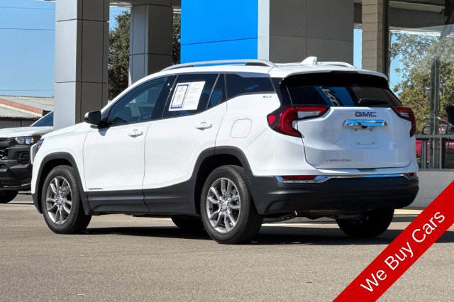 Used 2024 GMC Terrain SLT FWD image 8
