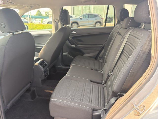 Certified 2024 Volkswagen Tiguan S AWD/4WD image 23