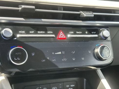 Used 2025 Hyundai Tucson SEL FWD image 20