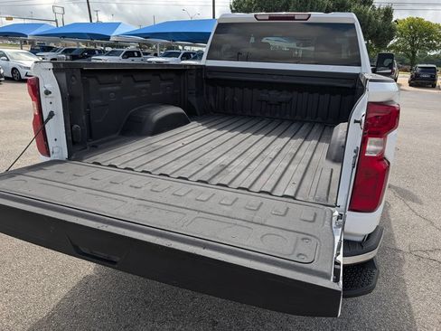 Used 2024 Chevrolet Silverado 2500 LT AWD/4WD image 27