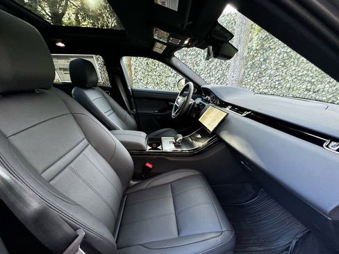 New 2026 Land Rover Range Rover Evoque Dynamic SE image 23