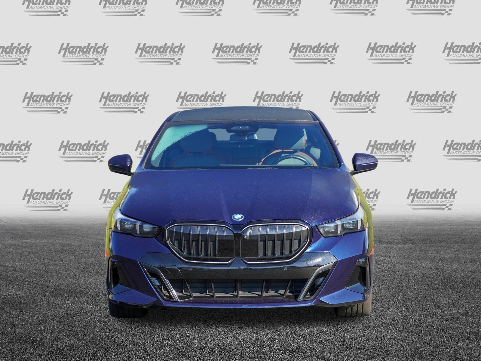 Certified 2025 BMW 550e xDrive w/ Executive Package AWD/4WD image 3