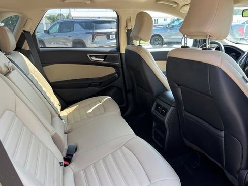 Used 2024 Ford Edge SEL w/ Cargo Accessory Package AWD/4WD image 8