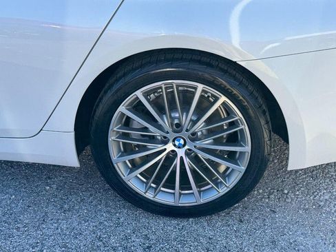 Used 2018 BMW 530i xDrive AWD/4WD image 8