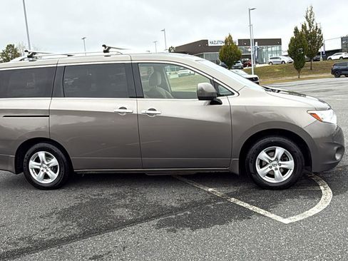 Used 2015 Nissan Quest SV image 3