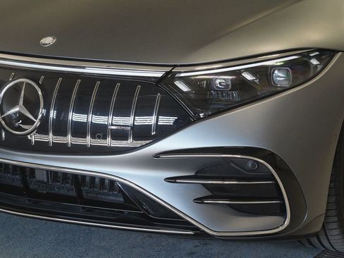 Certified 2024 Mercedes-Benz EQS AMG 4MATIC image 6