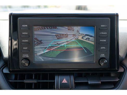 Used 2019 Toyota RAV4 LE FWD image 35