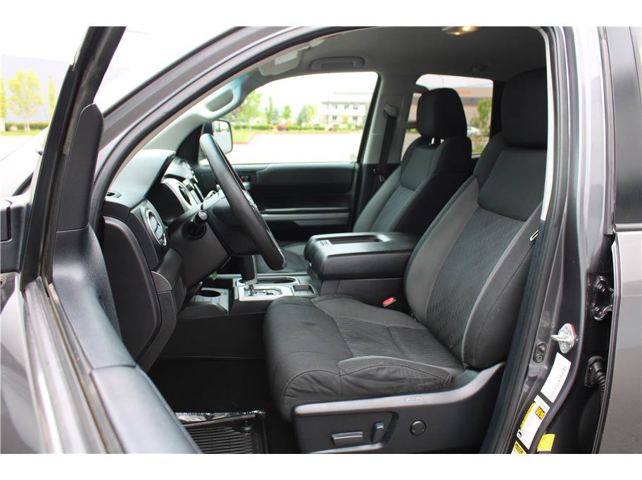Used 2014 Toyota Tundra SR5 w/ SR5 Upgrade Package AWD/4WD image 7