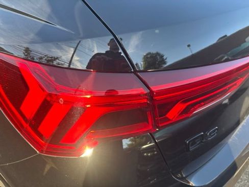 Used 2025 Audi Q3 2.0T Premium w/ Convenience Package AWD/4WD image 6