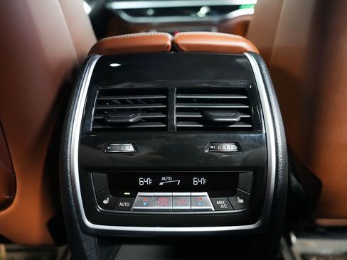 Used 2024 BMW X7 M60i w/ Executive Package AWD/4WD image 43