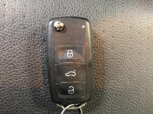 Used 2018 Volkswagen Jetta Wolfsburg Edition FWD image 32