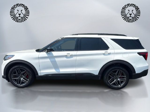 Used 2025 Ford Explorer ST AWD/4WD image 11