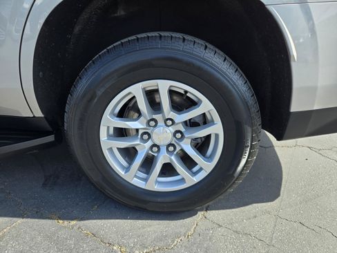 Used 2023 Chevrolet Tahoe LT RWD image 37