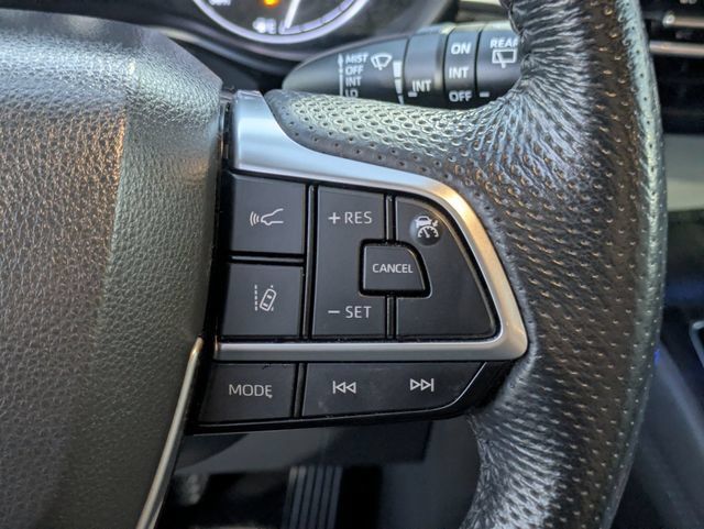 Used 2024 Toyota Sienna Limited FWD image 18